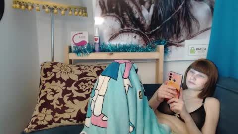 Snapshot of madoka_xxx chatting on February 5, 1:26 am Elizabeth online show from February 5, 1:26 am