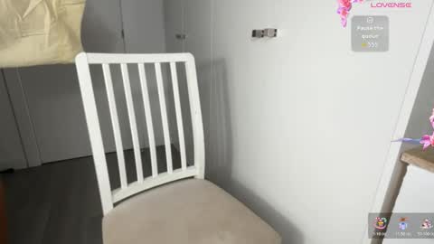 Maddie online show from November 13, 8:30 pm