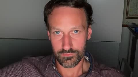 maenu_69 online show from October 5, 7:45 pm