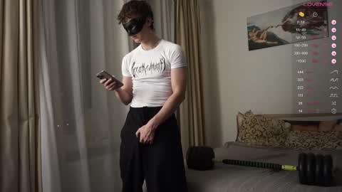 Snapshot of maestro3369 chatting on February 20, 9:20 pm Mike XMaestro 3369 online show from February 20, 9:20 pm