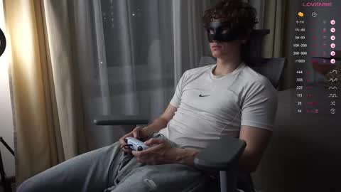 Snapshot of maestro3369 chatting on September 13, 7:46 pm Mike XMaestro 3369 online show from September 13, 7:46 pm