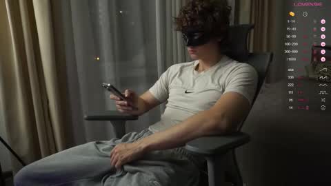 Snapshot of maestro3369 chatting on September 28, 7:30 pm Mike XMaestro 3369 online show from September 28, 7:30 pm