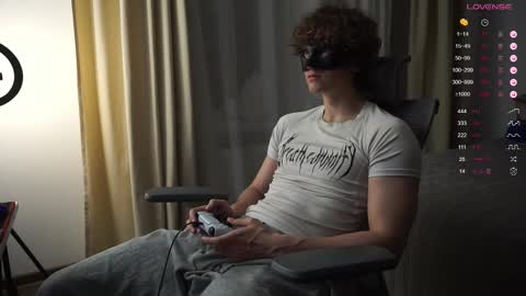 Snapshot of maestro3369 chatting on October 18, 9:48 pm Mike XMaestro 3369 online show from October 18, 9:48 pm