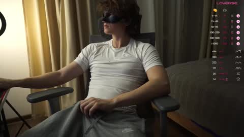 Snapshot of maestro3369 chatting on November 1, 6:21 pm Mike XMaestro 3369 online show from November 1, 6:21 pm