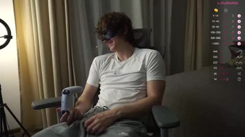 Snapshot of maestro3369 chatting on November 9, 9:35 pm Mike XMaestro 3369 online show from November 9, 9:35 pm