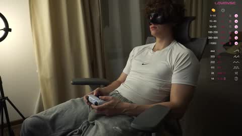 Snapshot of maestro3369 chatting on November 11, 9:59 pm Mike XMaestro 3369 online show from November 11, 9:59 pm