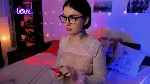 Magic Allie online show from October 2, 7:43 pm