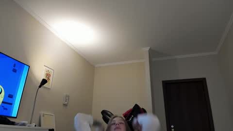 Snapshot of magic_couple13 chatting on December 27, 10:01 am Alice online show from December 27, 10:01 am