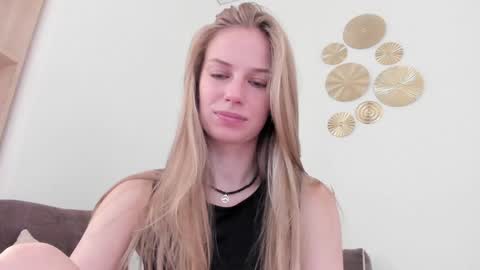 Snapshot of magic_couple13 chatting on November 7, 11:21 am Alice online show from November 7, 11:21 am