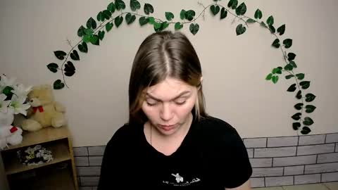 magic_katarina_ online show from January 20, 9:35 am