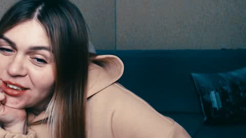 magic_katarina_ online show from January 22, 3:40 pm