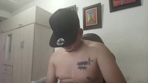 magic_milk23 online show from September 20, 3:18 am