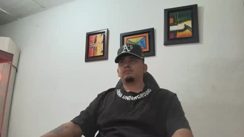 magic_milk23 online show from December 2, 3:45 am