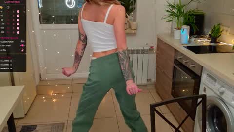 MagicLove online show from November 30, 3:49 pm