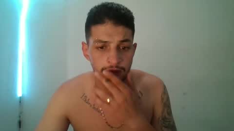 Snapshot of magico_9809 chatting on March 2, 7:02 pm BRAYAN online show from March 2, 7:02 pm