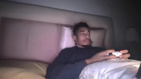 Snapshot of magicsempai chatting on December 11, 3:26 pm Magicsempai online show from December 11, 3:26 pm