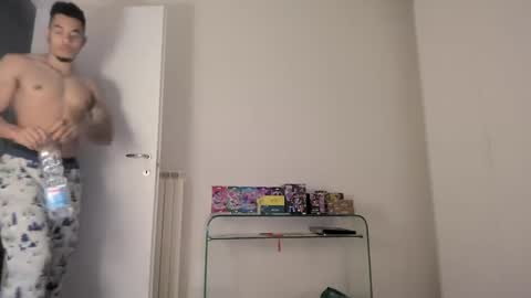 Snapshot of magicsempai chatting on January 9, 11:58 am Magicsempai online show from January 9, 11:58 am