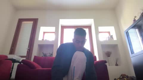 Snapshot of magicsempai chatting on October 21, 10:49 am Magicsempai online show from October 21, 10:49 am