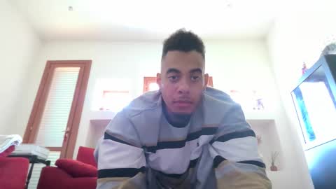 Snapshot of magicsempai chatting on October 28, 10:30 am Magicsempai online show from October 28, 10:30 am