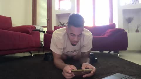 Snapshot of magicsempai chatting on November 4, 12:04 pm Magicsempai online show from November 4, 12:04 pm