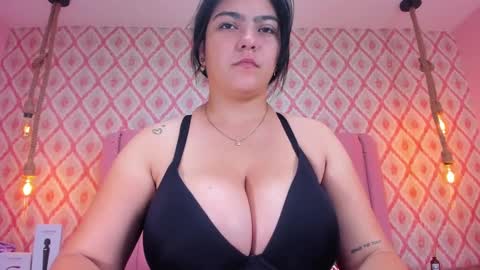 magievans1 online show from December 28, 12:03 pm