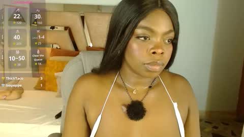 Maia Charris online show from November 5, 8:09 pm