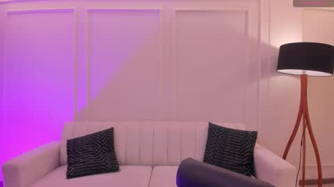  Maia  online show from September 16, 6:31 pm