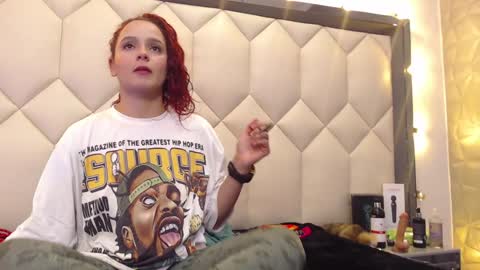 Maia  online show from December 28, 8:15 pm