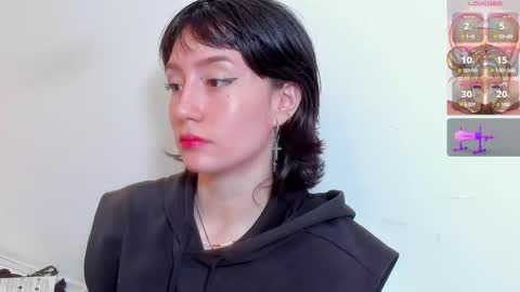 maibys online show from November 27, 4:25 am