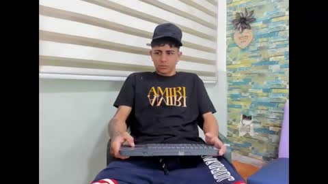 maicoll_hard02 online show from November 14, 11:31 am