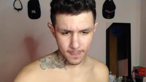 Snapshot of maikjameshot chatting on November 28, 6:38 am maikjameshot online show from November 28, 6:38 am