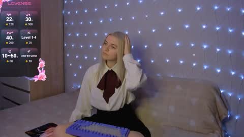 Your kitty online show from September 17, 3:35 pm