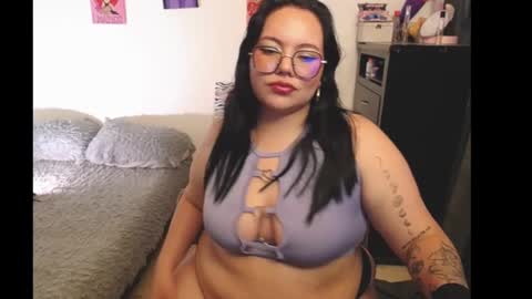 Snapshot of maily_888 chatting on October 2, 6:59 pm maily online show from October 2, 6:59 pm