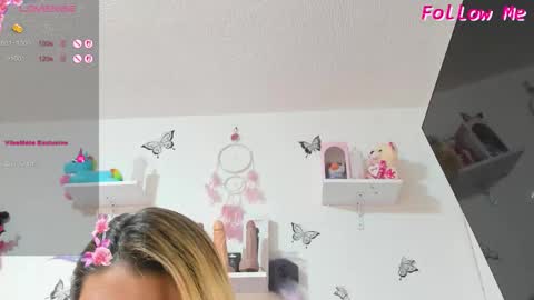 Snapshot of mailyn_baker chatting on October 21, 8:31 pm Maylin online show from October 21, 8:31 pm