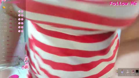 Snapshot of mailyn_baker chatting on October 22, 10:20 pm Maylin online show from October 22, 10:20 pm