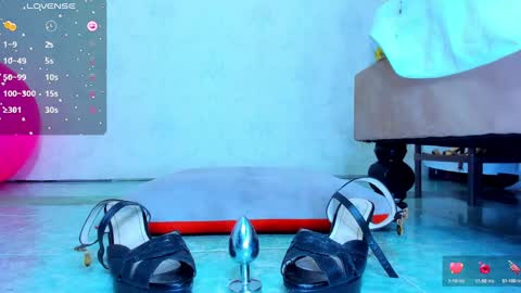 Mailyn online show from January 10, 12:06 am