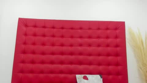 maite_smith69 online show from February 16, 11:49 am