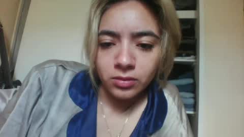 majo_gomezz online show from November 8, 6:18 pm