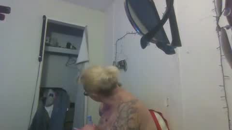 make_me_cum_69x online show from November 28, 11:46 am