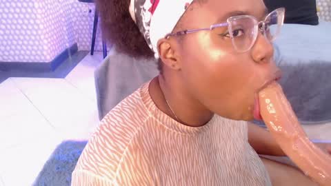 makena online show from January 10, 6:09 am