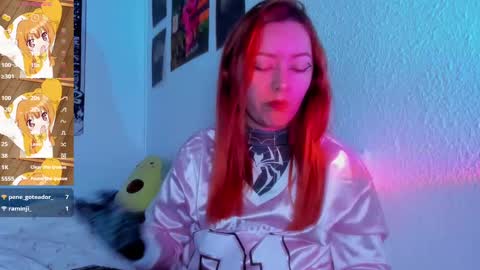 Snapshot of makii_33 chatting on February 9, 12:39 am ... ... online show from February 9, 12:39 am