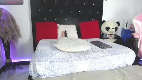 Maleja online show from December 2, 6:30 am