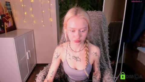 Snapshot of malenaernman chatting on November 21, 10:25 am Malena online show from November 21, 10:25 am