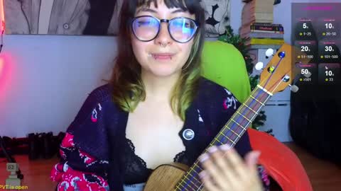 Snapshot of malicia_witch_ chatting on January 10, 5:05 am Mar Alicia Rosie v A L I C I A W I T C - Meg Cherie online show from January 10, 5:05 am