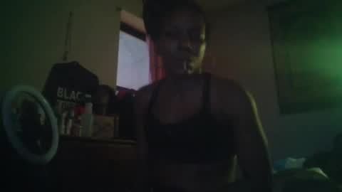 Beauty IS Her Name BABY online show from December 15, 9:20 pm