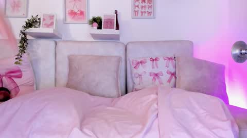 Snapshot of malka_burning chatting on October 5, 8:07 pm Malka online show from October 5, 8:07 pm