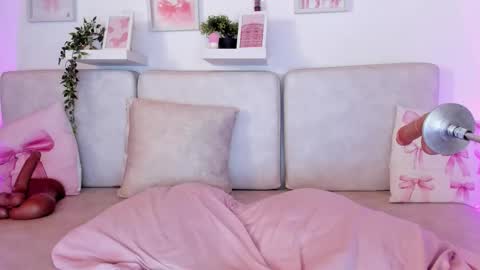 Snapshot of malka_burning chatting on October 10, 9:25 pm Malka online show from October 10, 9:25 pm