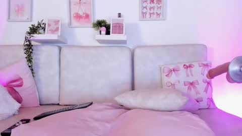 Snapshot of malka_burning chatting on October 14, 8:20 pm Malka online show from October 14, 8:20 pm