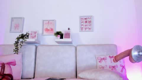 Snapshot of malka_burning chatting on October 15, 7:36 pm Malka online show from October 15, 7:36 pm