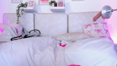 Snapshot of malka_burning chatting on October 20, 8:09 pm Malka online show from October 20, 8:09 pm